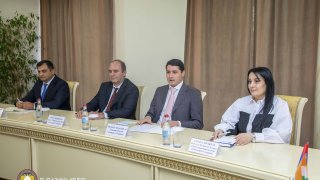 The Chairman of the RA Investigative Committee and Ambassador of India to Armenia Discuss Issues of Cooperation in Legal Field (photos)